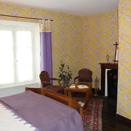 Domaine de la Dame de Laurière Bed and Breakfast Solignac Esterno foto