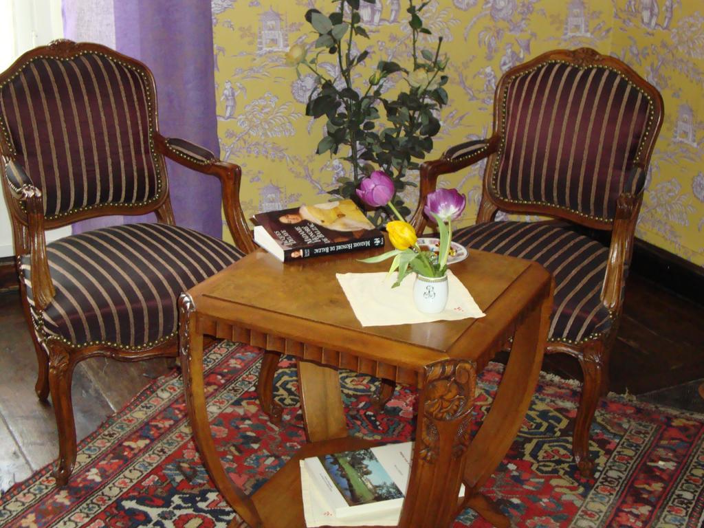 Domaine de la Dame de Laurière Bed and Breakfast Solignac Esterno foto