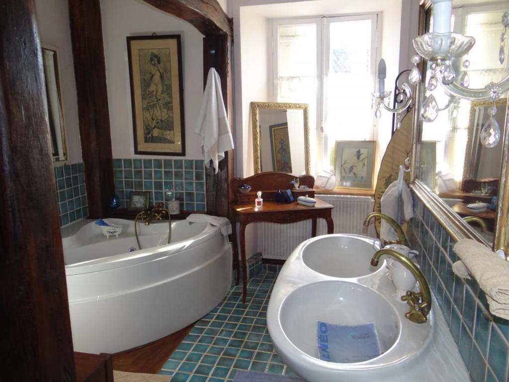 Domaine de la Dame de Laurière Bed and Breakfast Solignac Camera foto